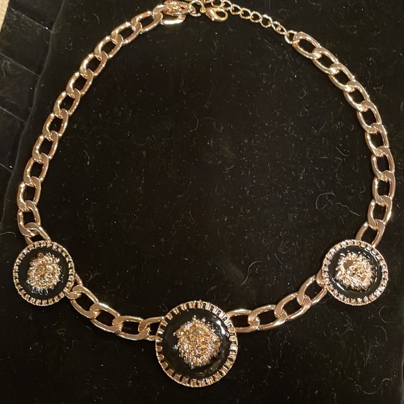 Luxury Lionshead choker - Picture 3 of 3